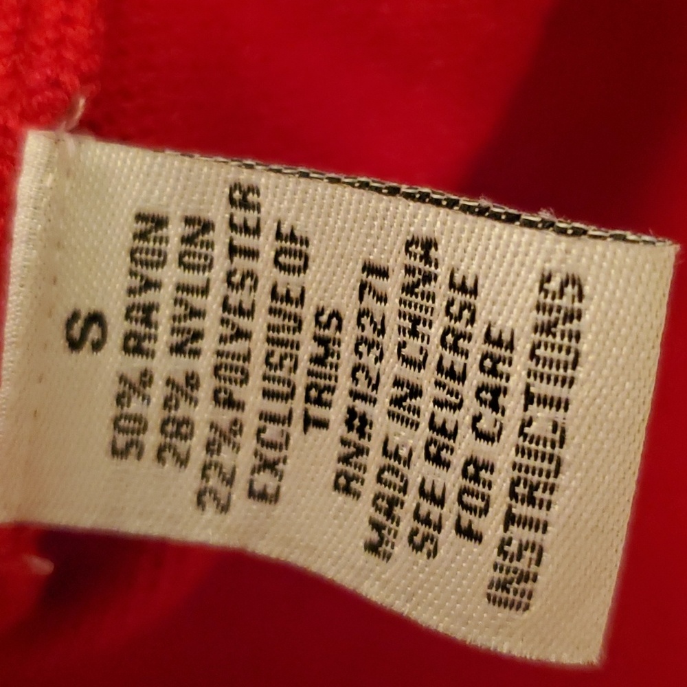 COPY - CHUNKY  OVERSIZED CROPPED SWEATER #87 RED SMALL - Picture 13 of 15